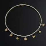 Zircon necklace maple leaf full of zirconium