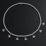Zircon necklace maple leaf full of zirconium