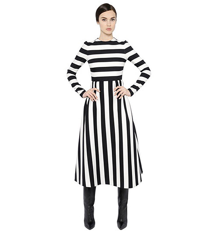 Women Plus Size Maxi Dresses Black and White Striped Long Sleeve Pullover Loose Long Dress