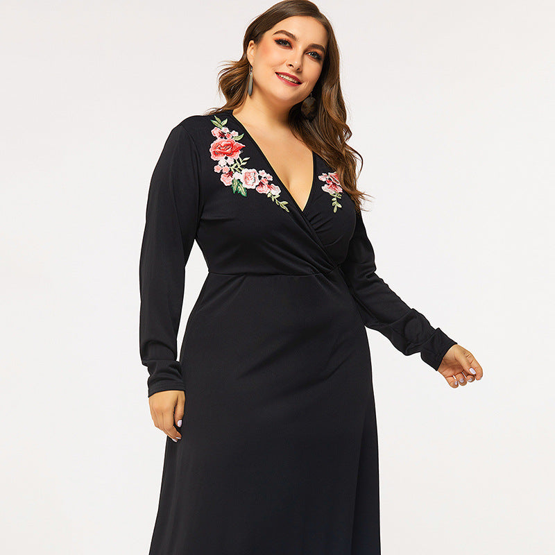 Women Plus Size Maxi Dresses Sexy Embroidery Long Sleeve V-neck Swing Dress