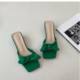Nude Pumps Block Heel