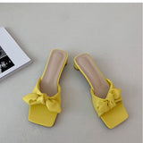 Nude Pumps Block Heel