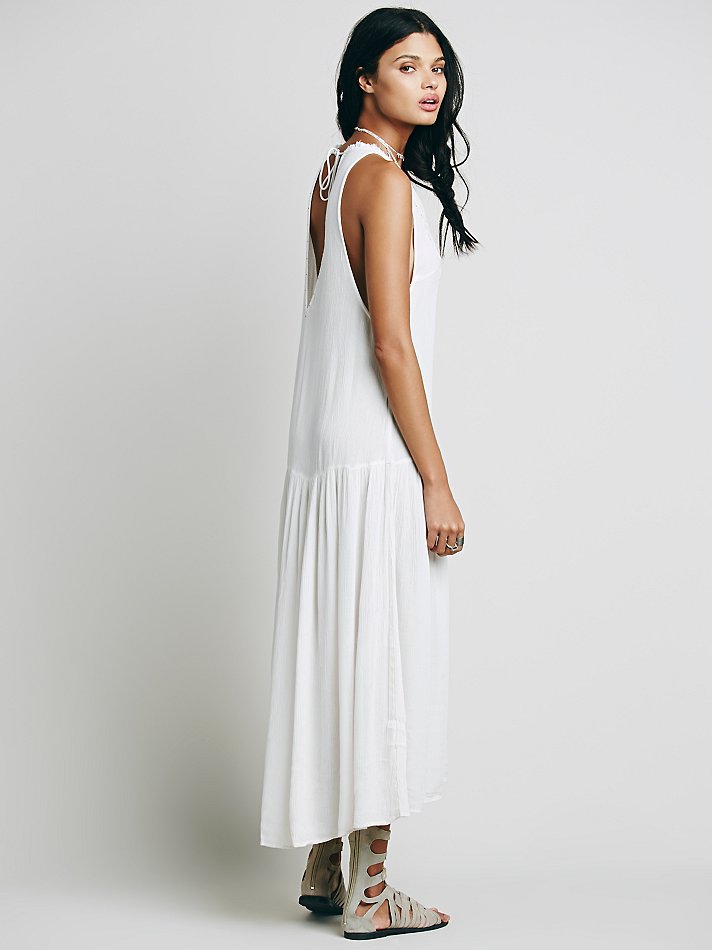 Embroidered Flower Beaded Sexy Backless Beach Vacation Dress