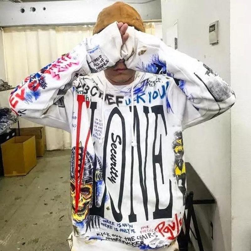Vlone Sweatshirt Autumn and Winter Hoodie Men's and Women's Painted Sweater Coat